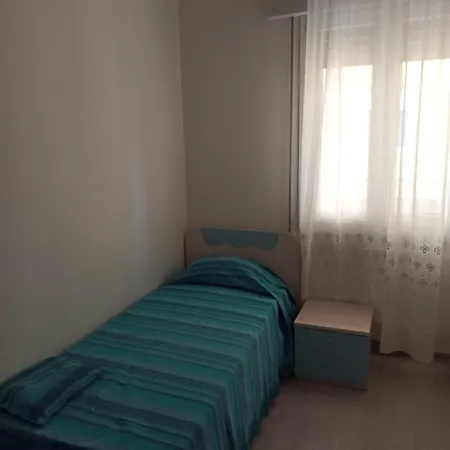 Cecotto Apartment *